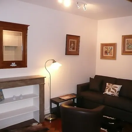 Les Romantiques Apartment *
